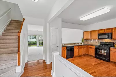 945 Prestwyck Court, Alpharetta, GA 30004 - Photo 2