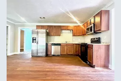 1315 Snapfinger Road, Decatur, GA 30032 - Photo 4
