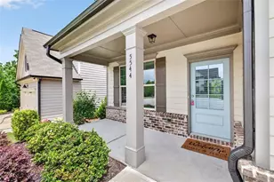 5544 Shallow Branch Dr, Flowery Branch, GA 30542 - Photo 2