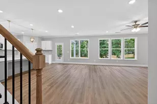 4862 White St, Sugar Hill, GA 30518 - Photo 4