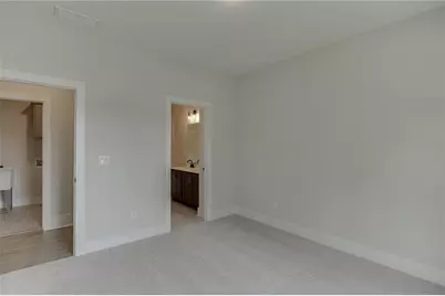 240 Wilbanks Street, Buford, GA 30518 - Photo 32
