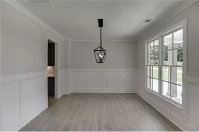 240 Wilbanks Street, Buford, GA 30518 - Photo 8