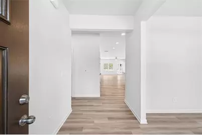 103 Meadowview Court, Carrollton, GA 30117 - Photo 2