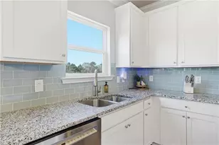 705 Owens Cir, Canton, GA 30115 - Photo 10