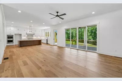 9150 Greenway Court, Gainesville, GA 30506 - Photo 8