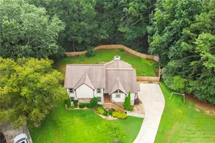 3829 Lamplighter Cir, Duluth, GA 30096 - Photo 2