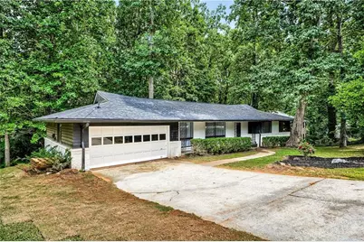 2636 Whiteleigh Court NE, Atlanta, GA 30345 - Photo 2