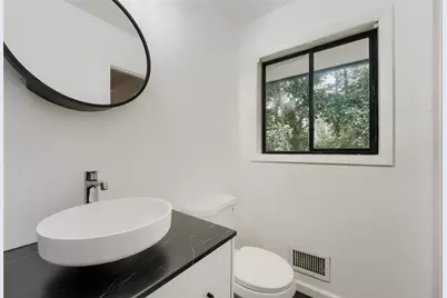 2636 Whiteleigh Court NE, Atlanta, GA 30345 - Photo 18