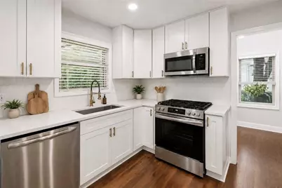 26 Vanguard Circle SW, Marietta, GA 30060 - Photo 6