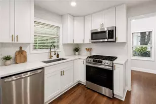26 Vanguard Cir SW, Marietta, GA 30060 - Photo 6