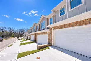 2586 Mills Commons Dr, Decatur, GA 30034 - Photo 1
