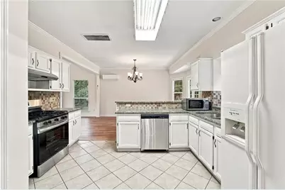 10870 Willow Meadow Circle, Alpharetta, GA 30022 - Photo 10