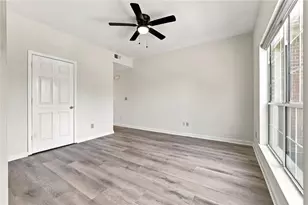10870 Willow Meadow Cir, Alpharetta, GA 30022 - Photo 18