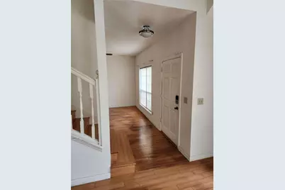 10870 Willow Meadow Circle, Alpharetta, GA 30022 - Photo 2