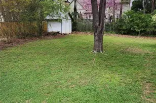 10870 Willow Meadow Cir, Alpharetta, GA 30022 - Photo 8