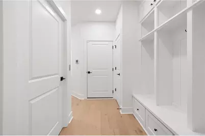 2248 Crestview Drive NE #33, Atlanta, GA 30319 - Photo 14