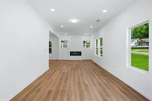 1502 Venetian Dr SW, Atlanta, GA 30311 - Photo 4