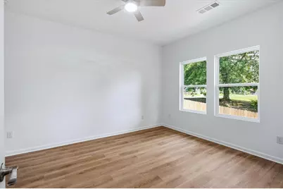 1502 Venetian Drive, SW, Atlanta, GA 30311 - Photo 14