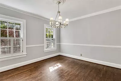 666 Yorkshire Road NE, Atlanta, GA 30306 - Photo 6