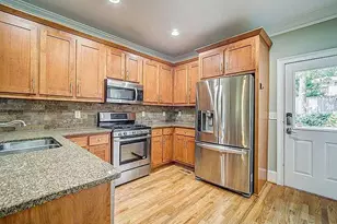 3530 Glenwood Rd, Decatur, GA 30032 - Photo 10