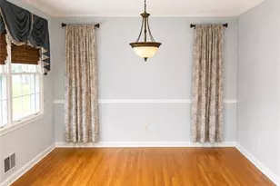 897 Hearthstone Dr, Stone Mountain, GA 30083 - Photo 18