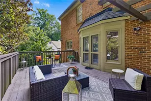 440 Greenlaurel Dr, Sandy Springs, GA 30342 - Photo 30