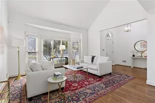 440 Greenlaurel Dr, Sandy Springs, GA 30342 - Photo 4