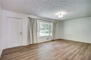 188 Pine Forest Dr, Lawrenceville, GA 30046 - Photo 2
