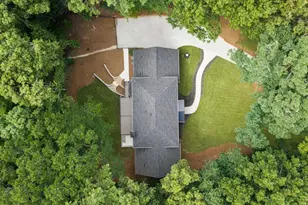 8140 Habersham Waters Rd, Sandy Springs, GA 30350 - Photo 70