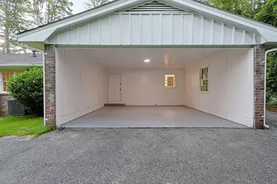 2016 Gibralter Way, Conyers, GA 30012 - Photo 4
