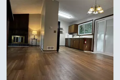 3260 Creek Hollow Drive, Marietta, GA 30062 - Photo 2