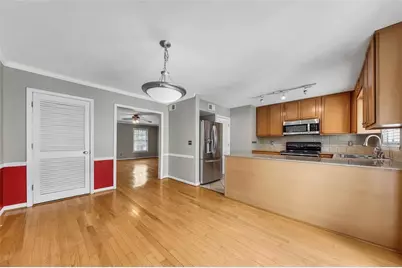1101 Collier Road NW #Q5, Atlanta, GA 30318 - Photo 8