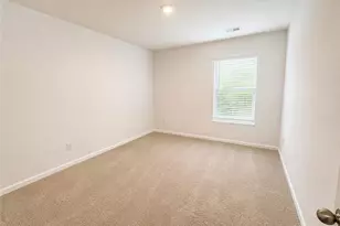 727 Aura Trl, Lawrenceville, GA 30045 - Photo 4