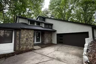 352 N Peak Dr, Alpharetta, GA 30022 - Photo 1