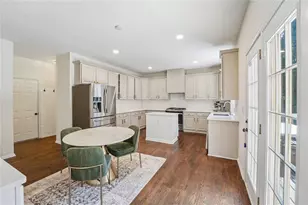 1305 Rosewood Dr, Alpharetta, GA 30005 - Photo 2