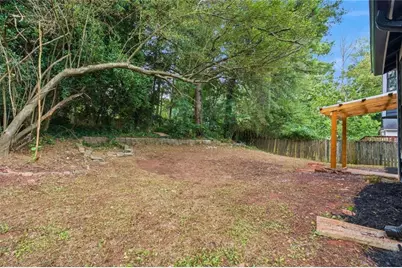 917 Lake Watch Drive, Stone Mountain, GA 30088 - Photo 24