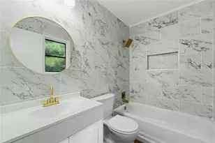 917 Lake Watch Dr, Stone Mountain, GA 30088 - Photo 22