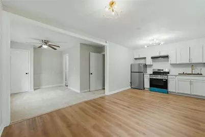 917 Lake Watch Drive, Stone Mountain, GA 30088 - Photo 14