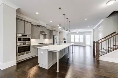 4304 Walsh Drive, Dunwoody, GA 30338 - Photo 8