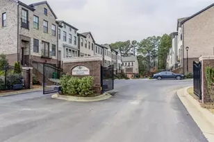 4304 Walsh Dr, Dunwoody, GA 30338 - Photo 2