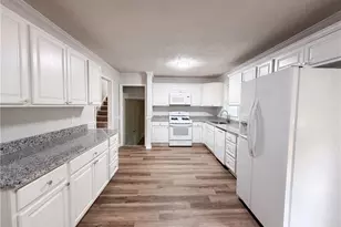 3691 Lavilla Dr, Powder Springs, GA 30127 - Photo 2