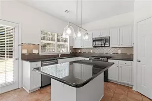 8210 Shakerag Trace, Suwanee, GA 30024 - Photo 6