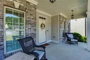 3037 Friendship Ct, Buford, GA 30519 - Photo 4