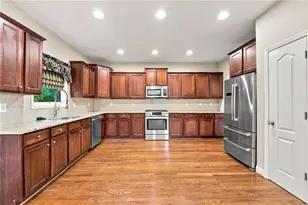 8156 N Links Dr, Covington, GA 30014 - Photo 18