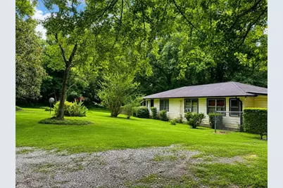 172 Raymond Carson, Newnan, GA 30265 - Photo 1