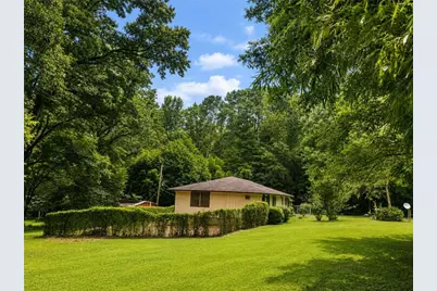 172 Raymond Carson, Newnan, GA 30265 - Photo 4