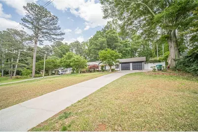 4858 Tarleton Drive SW, Lilburn, GA 30047 - Photo 2