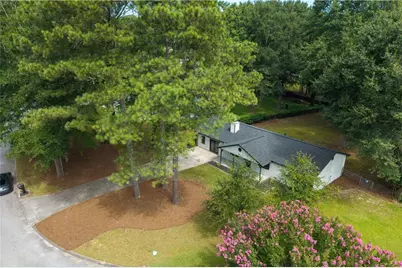 1526 Haynes Court, Grayson, GA 30017 - Photo 4