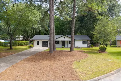 1526 Haynes Court, Grayson, GA 30017 - Photo 2