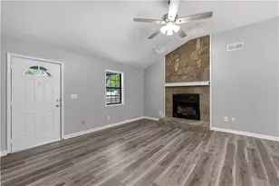 1526 Haynes Ct, Grayson, GA 30017 - Photo 10